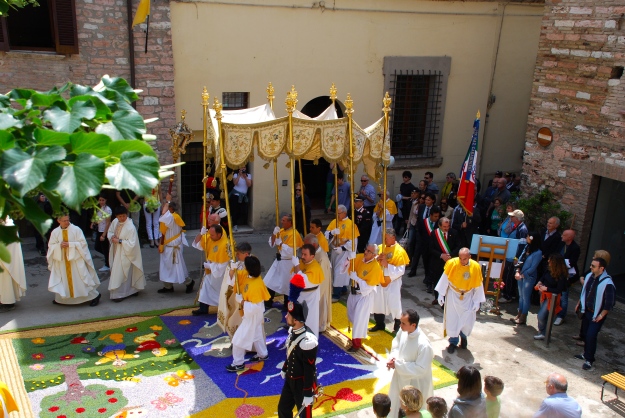 Spello Infiorata: Corpus Christi Procession
