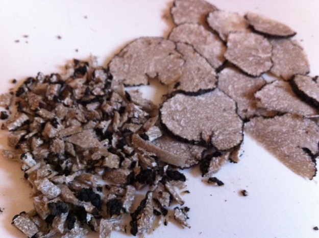 Spello: Sliced and diced fresh truffle